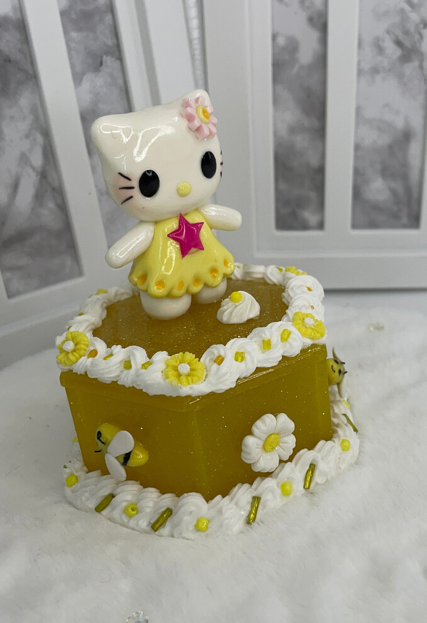 Hello Kitty Trinket Box