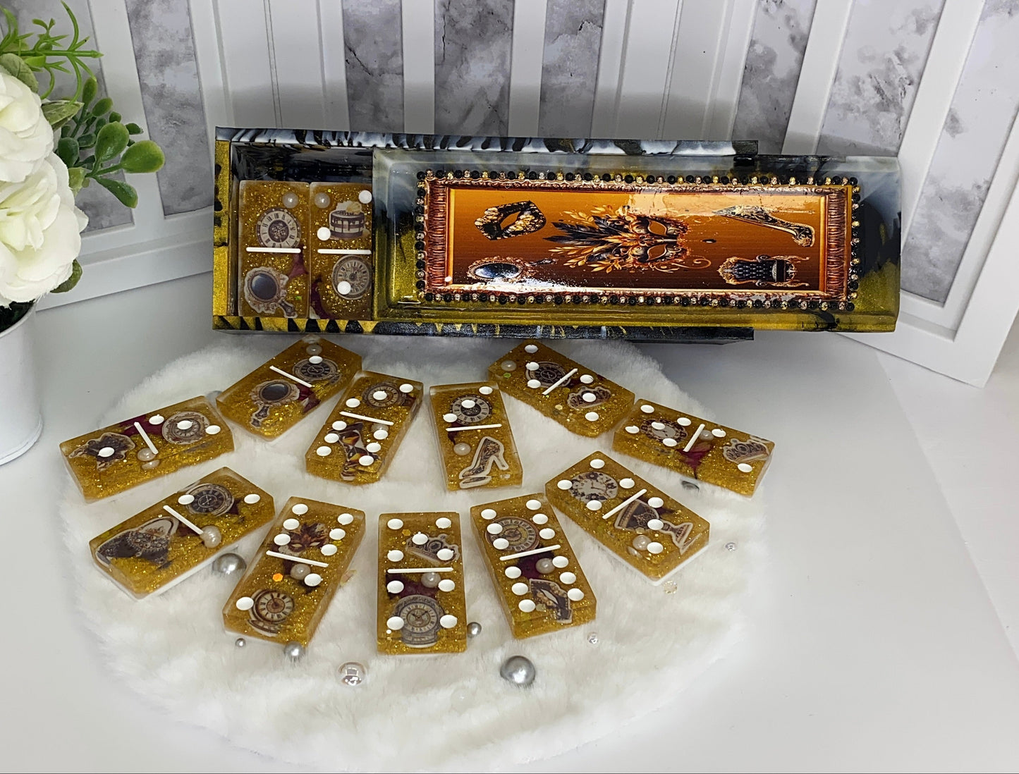 Great Gatsby Themed Dominoes Set with Box