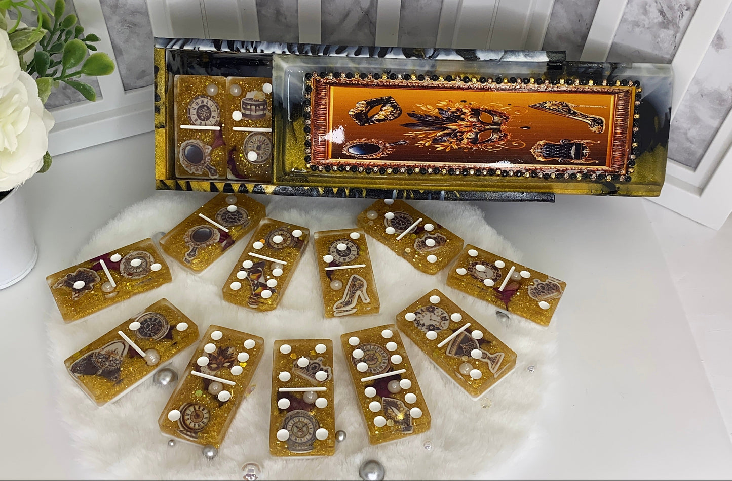 Great Gatsby Themed Dominoes Set with Box