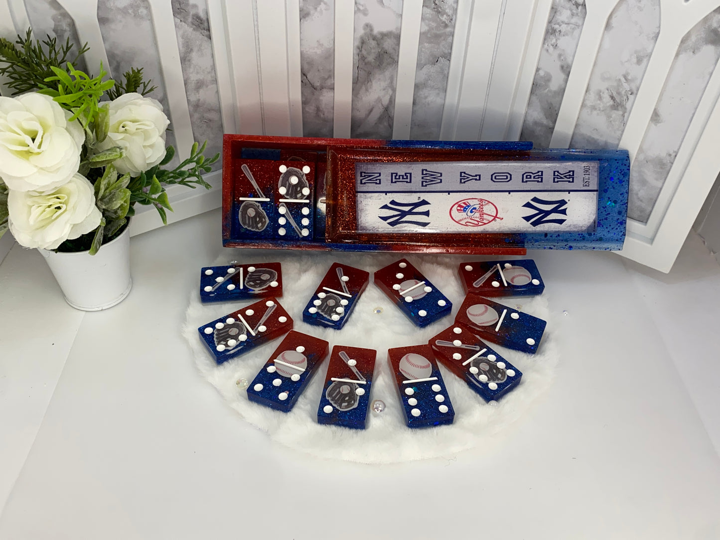 New York Yankees Dominoes Set with Matching Box